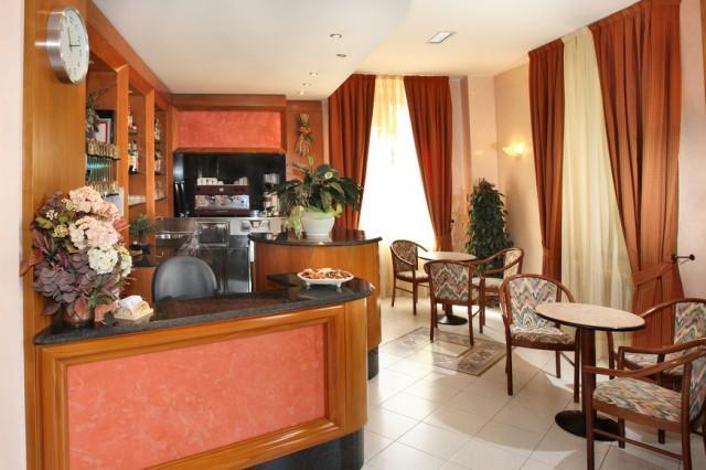 Albergo Vittoria Salsomaggiore Terme Exterior photo