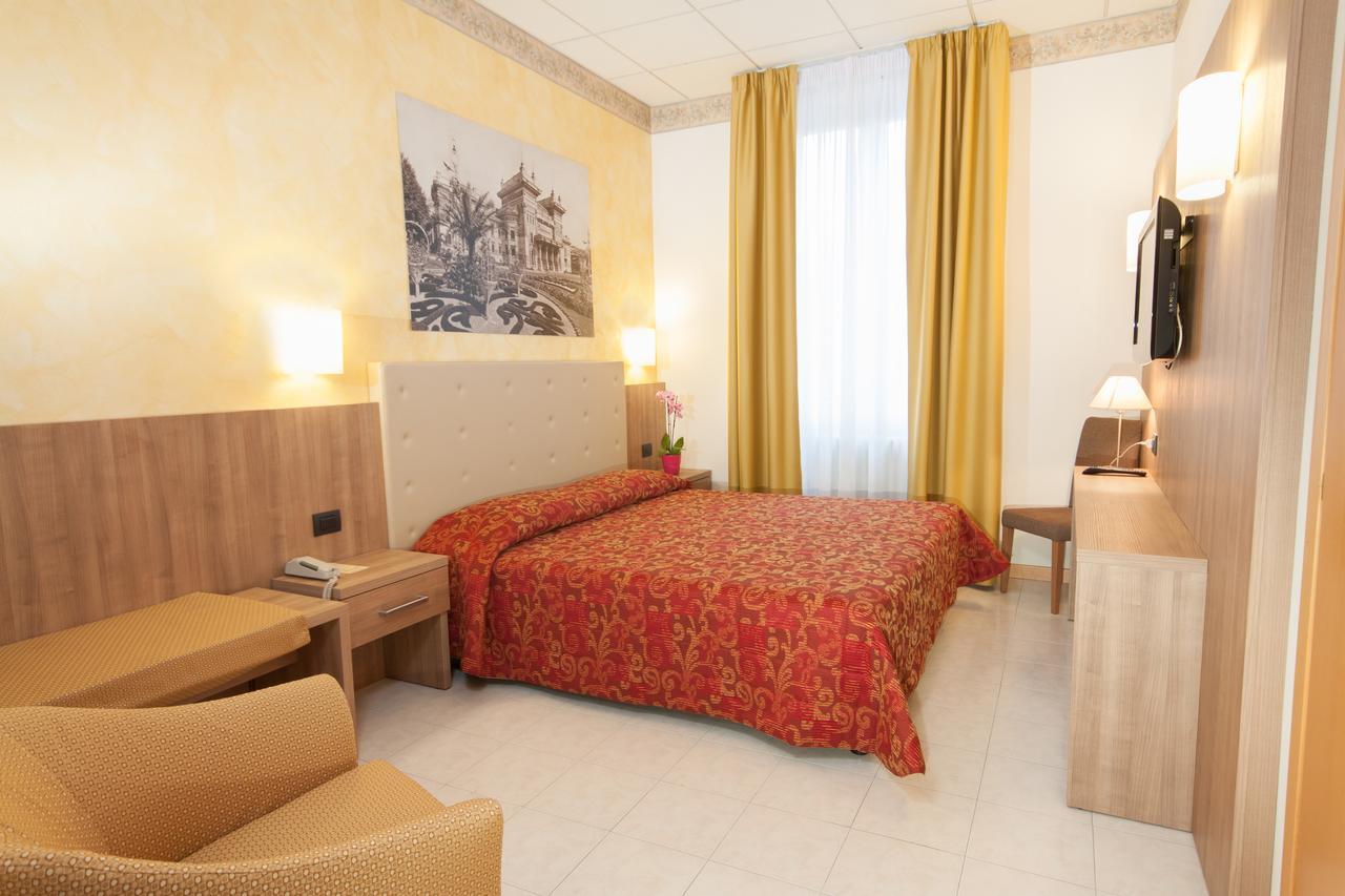 Albergo Vittoria Salsomaggiore Terme Exterior photo