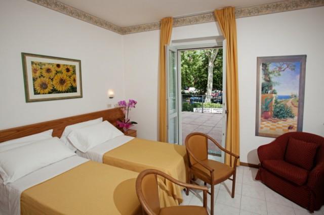 Albergo Vittoria Salsomaggiore Terme Exterior photo